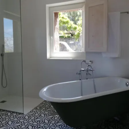Villa Amazing 6 Bedrooms Castello Private Pool Large Garden North Portugal