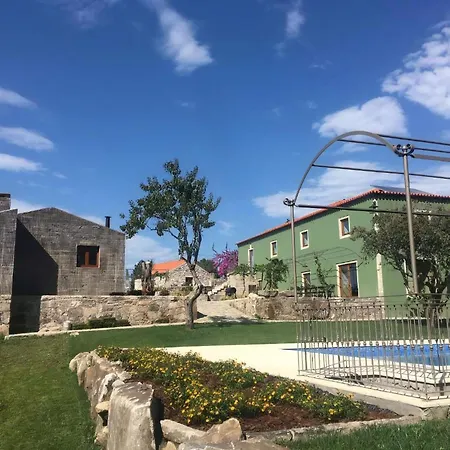 Amazing 6 Bedrooms Castello Private Pool Large Garden North Portugal Villa