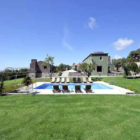 Amazing 6 Bedrooms Castello Private Pool Villa Viana do Castelo