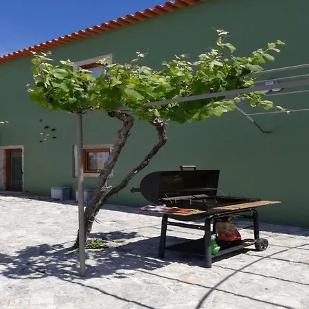 Amazing 6 Bedrooms Castello Private Pool Large Garden North Portugal Villa